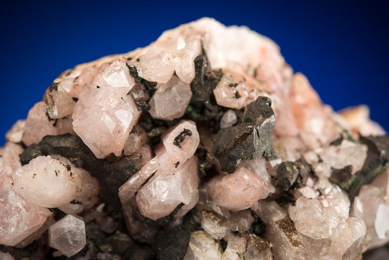 COPPER on COPPER in QUARTZ
